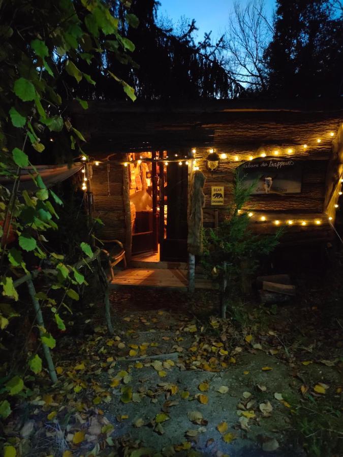 La Cabane Des Trappeurs Crépy-en-Valois Exterior foto